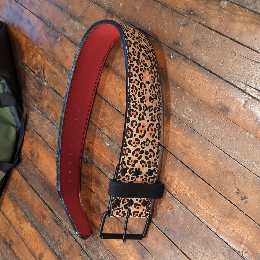 Rare!!! 🤎🧡🖤 Strong Strong Friends leopard lighting belt Large new